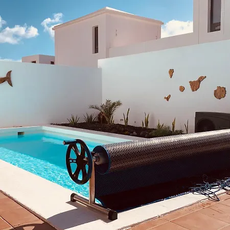 Splendid Casa Papagayo, Heated Pool, Roofterrace With Views And Wifi Vila Playa Blanca (Lanzarote)