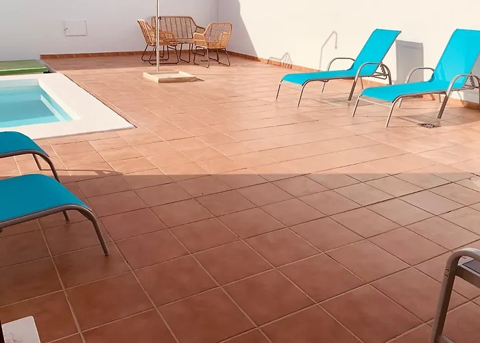 Splendid Casa Papagayo, Heated Pool, Roofterrace With Views And Wifi Villa